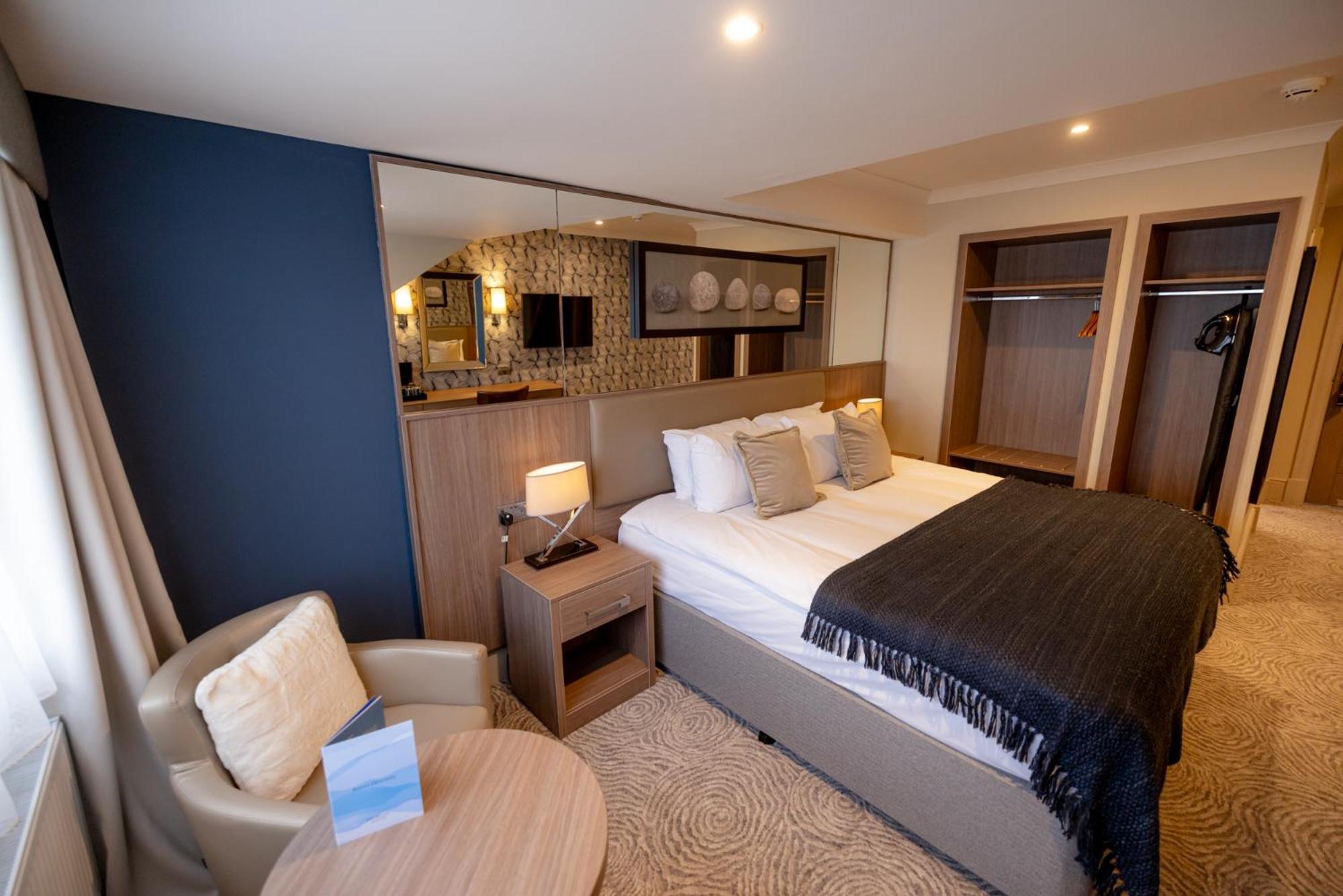 Brisbane House Hotel Largs Exterior photo