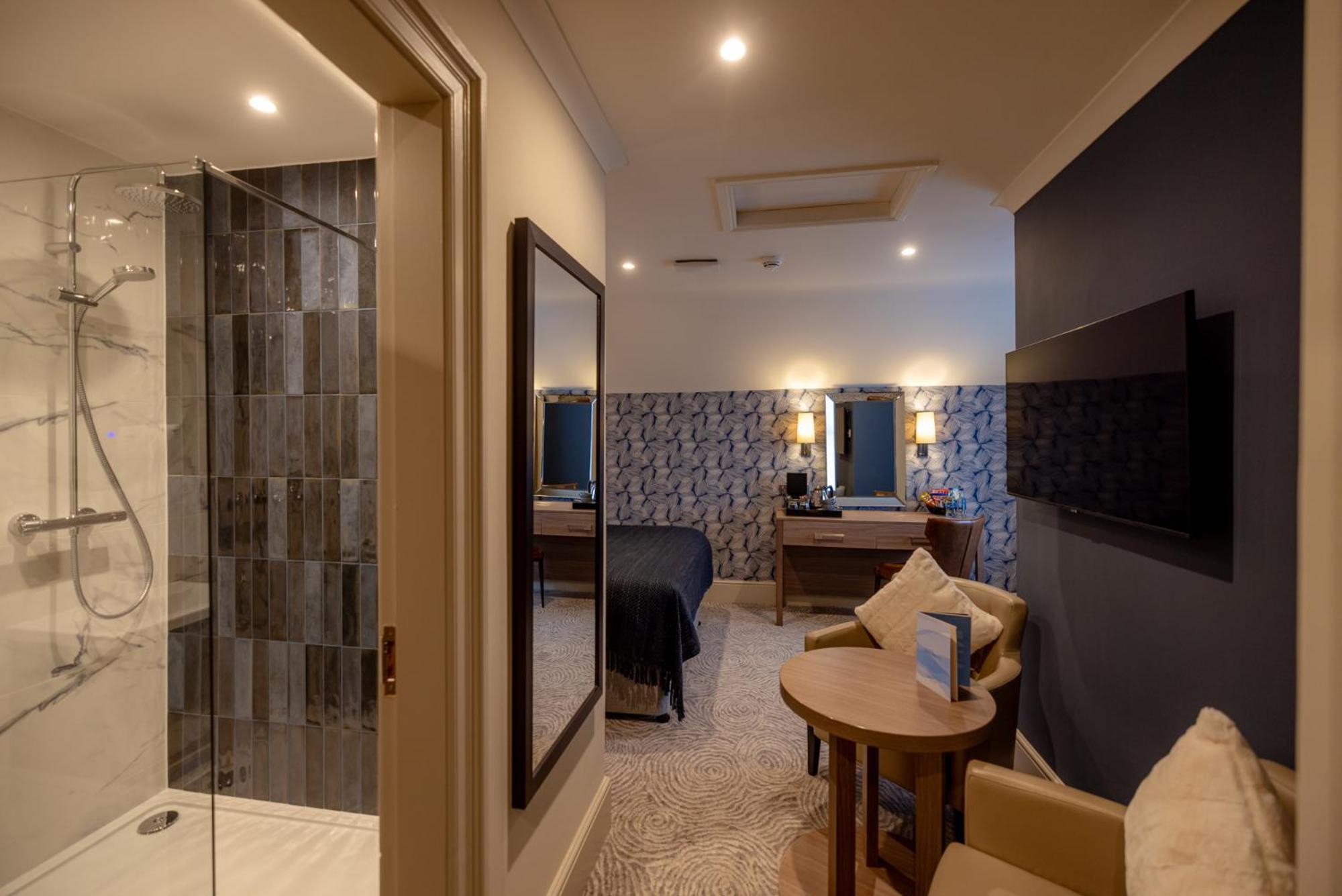 Brisbane House Hotel Largs Exterior photo